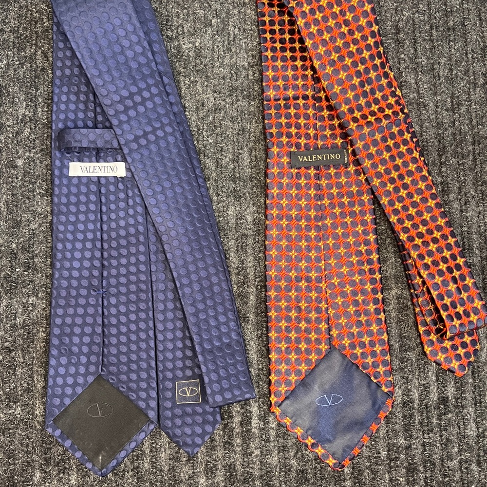 Valentino Tie Bundle 2 Ties Navy, and Blue and Orange Patterned Ties - Picture 6 of 7